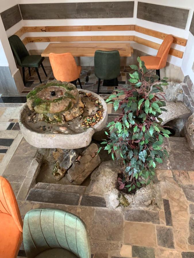 Apartmani & Restoran -S O K O- Sjenica Bagian luar foto